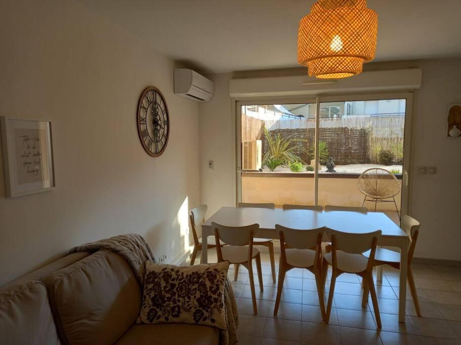 Apartment 8 Personnes En Face Des Remparts Climatise Avec Terrasse Et Parking *